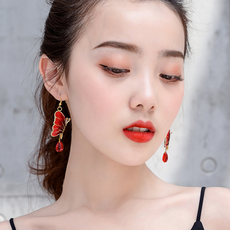 a2894cdc db30 4b50 ad0a b4c917330b3b Chinese style retro personality earrings pendant