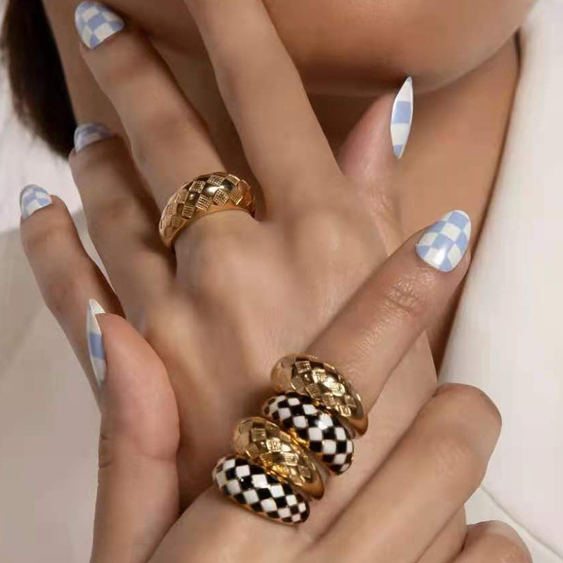 Diamond Plaid Diamond Ring Women's Titanium Steel Gold-plated Ring Couple Stacking 1 a52f6f25 e41c 4637 ab07 87bca9caf97a Diamond Plaid Diamond Ring Women's Titanium Steel Gold-plated Ring Couple Stacking