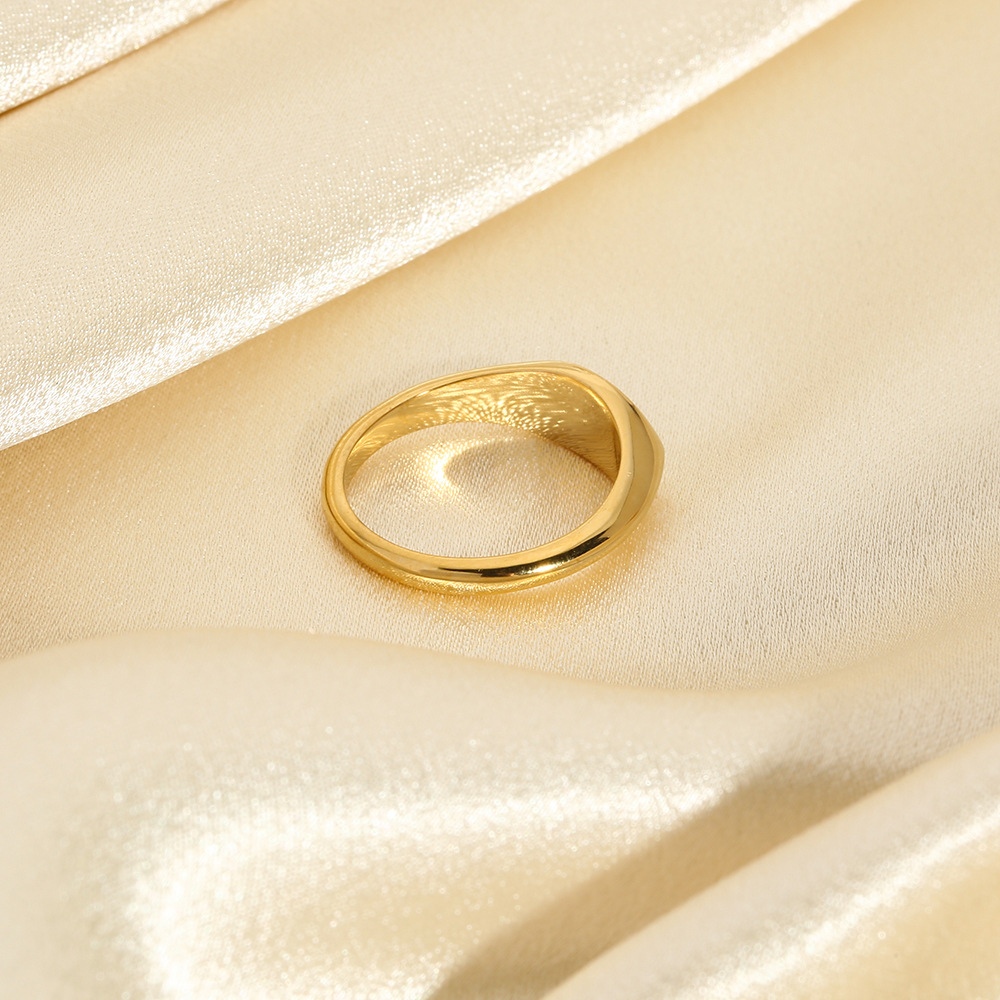 Women's Light Luxury Trendy 18K Stainless Steel Gold-plated Ring 4 a738c143 d457 421b abb5 d9a595b83d51 Women's Light Luxury Trendy 18K Stainless Steel Gold-plated Ring