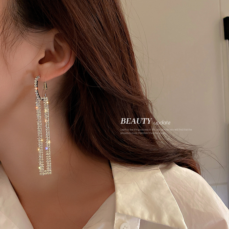 a92221bc 7d56 49ee 8d7a 2864a5d25f8d Silver Post Fashion Exaggerated Rectangle Earrings With Diamonds