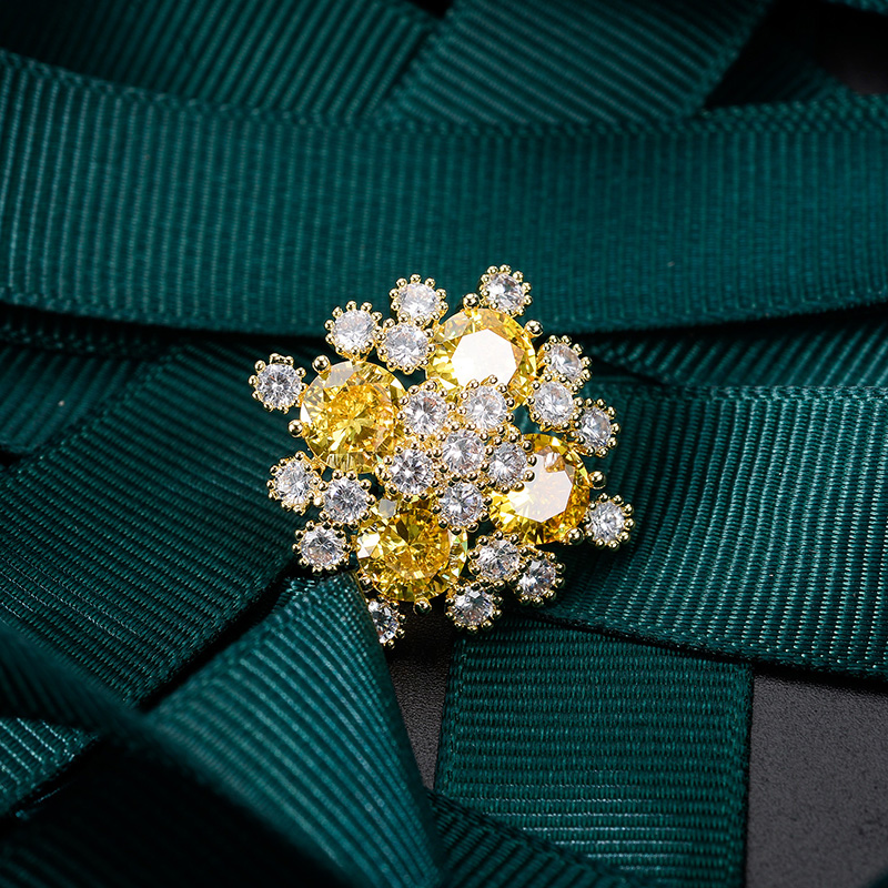 ad427fba 8017 4129 9d65 07e8045abe67 European And American High-end Super Fairy Earrings