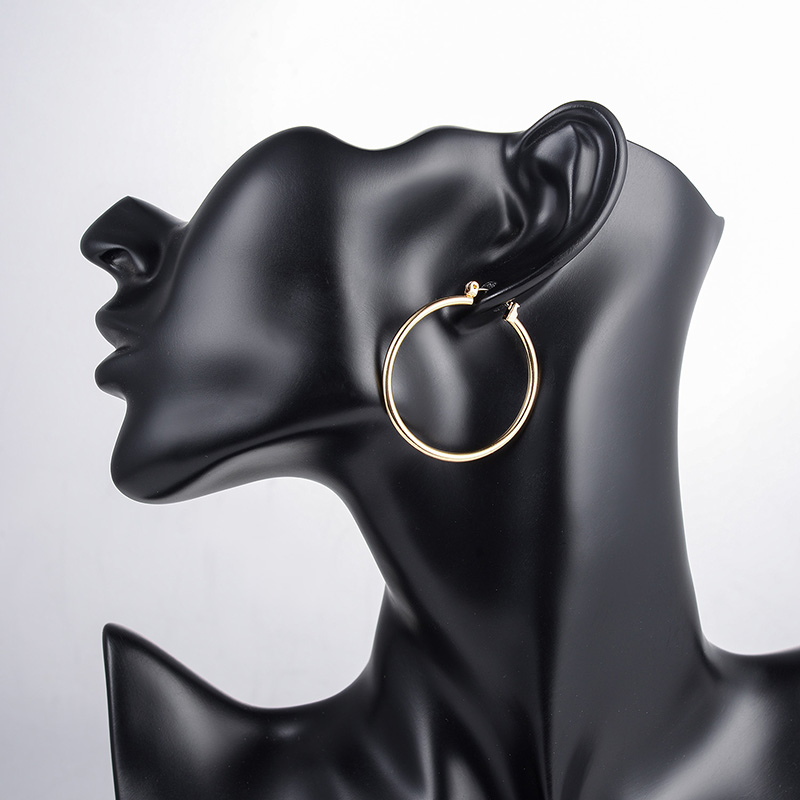 European And American Temperament Ring Gold And Silver Earrings Fashion 11 ad983939 69d0 4239 ac10 3db86756d831 European And American Temperament Ring Gold And Silver Earrings Fashion