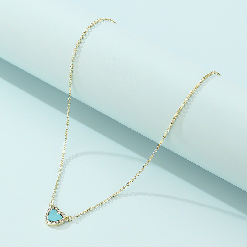 ae1ba6d5 07a0 4ce1 bafd 3fb00db7ccf6 Temperament Wild Love Rhinestone Alloy Necklace