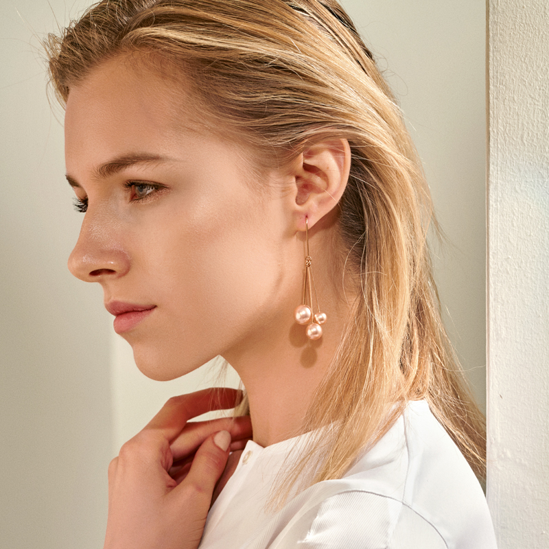 Women's asymmetric pearl earrings 5 afba9193 2558 44a7 a339 52b8a9e870c6 Women's asymmetric pearl earrings