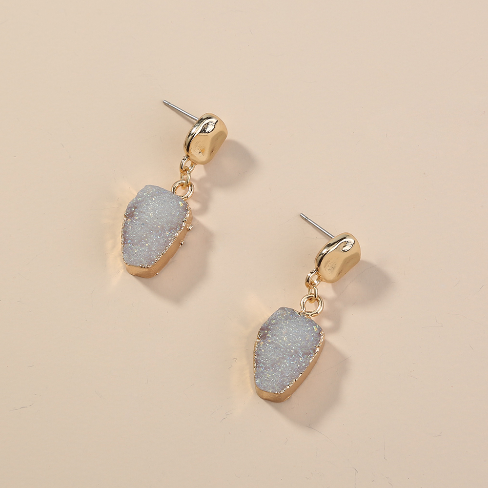 Exaggerated Personality Imitation natural stone earrings small small small style cold style style earrings female jewelry 4 b0fbd507 1724 4fe9 a95a b56b57020db6 Exaggerated Personality Imitation natural stone earrings small small small style cold style style earrings female jewelry