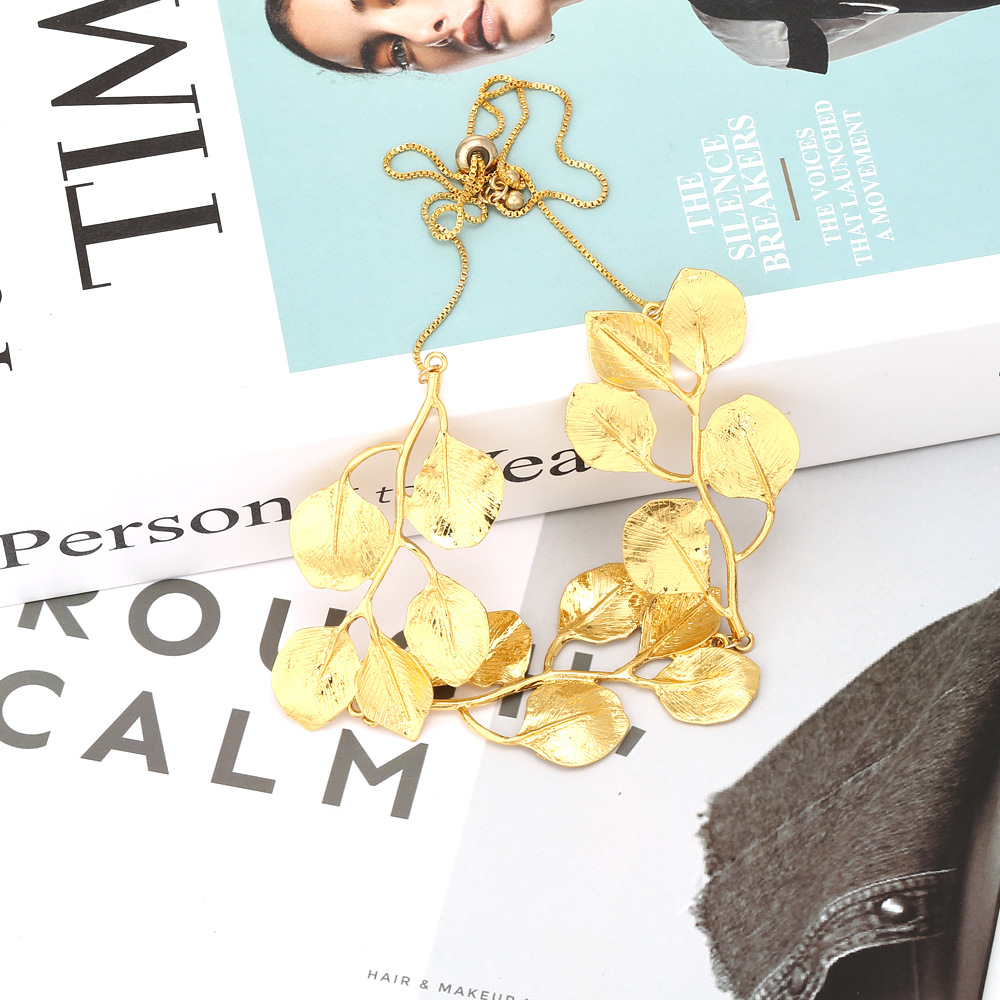 b1892918 4f69 46d1 a22d e035b427a54d Women's Fashion Vintage Gold Alloy Leaf Necklace