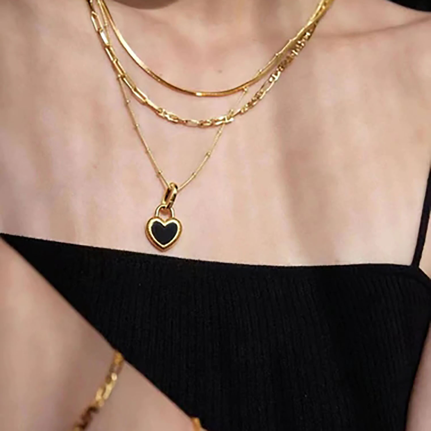 b39be2c1 3a7d 416e bf0f 633091757521 New Titanium Steel 18K Gold Double-sided Love Heart-shaped Small Lock Pendant Necklace