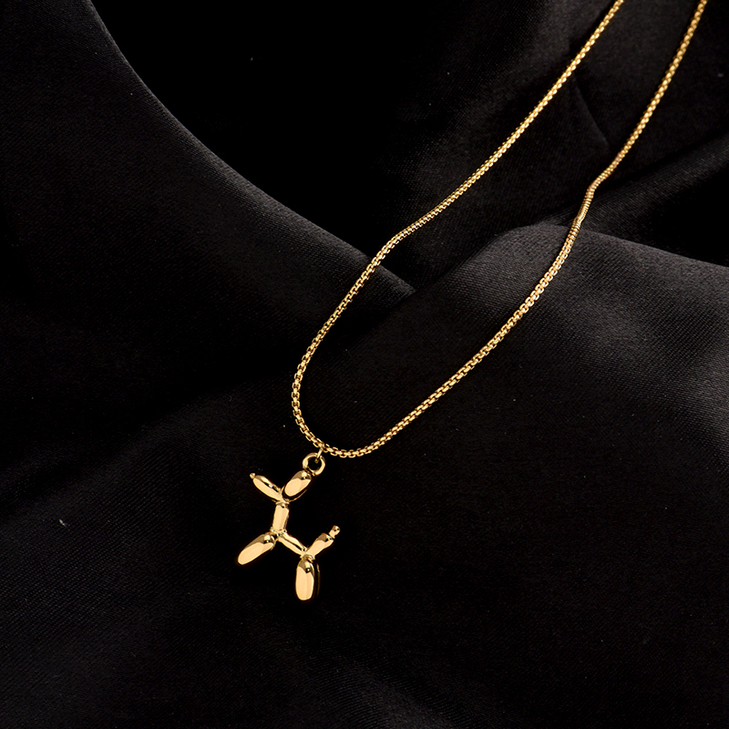 b3ff902e 0f0d 42ae b8f1 5882a3bd107f Temperament Personality Clavicle Chain Wild