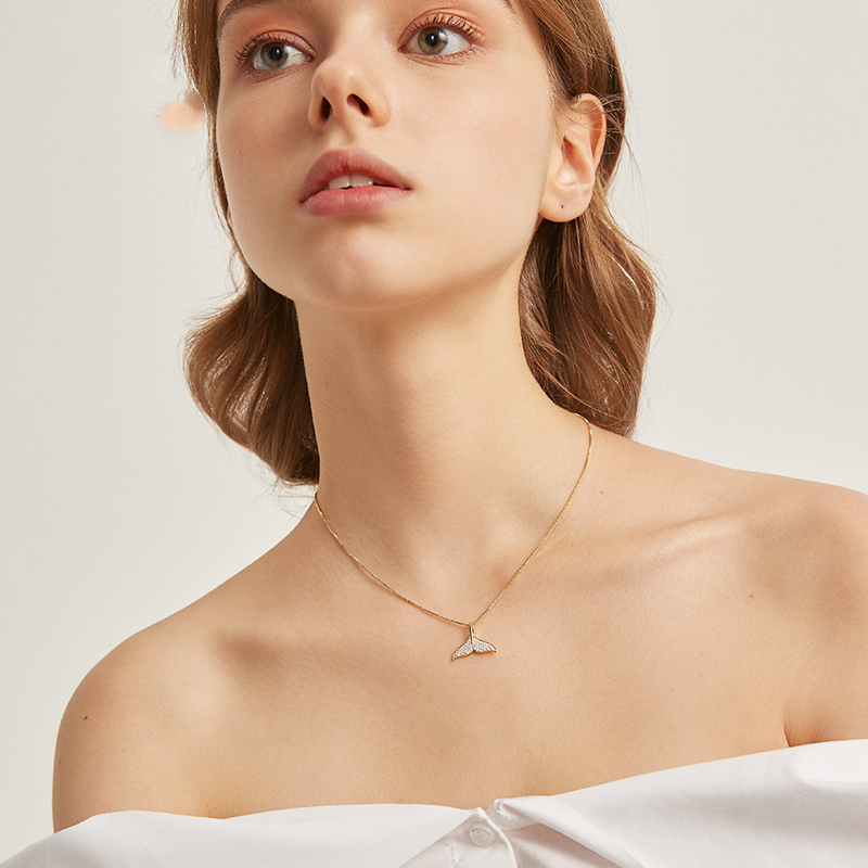 b5728a0f ba52 460c 8a60 6da39791a207 Smart Dolphin Necklace