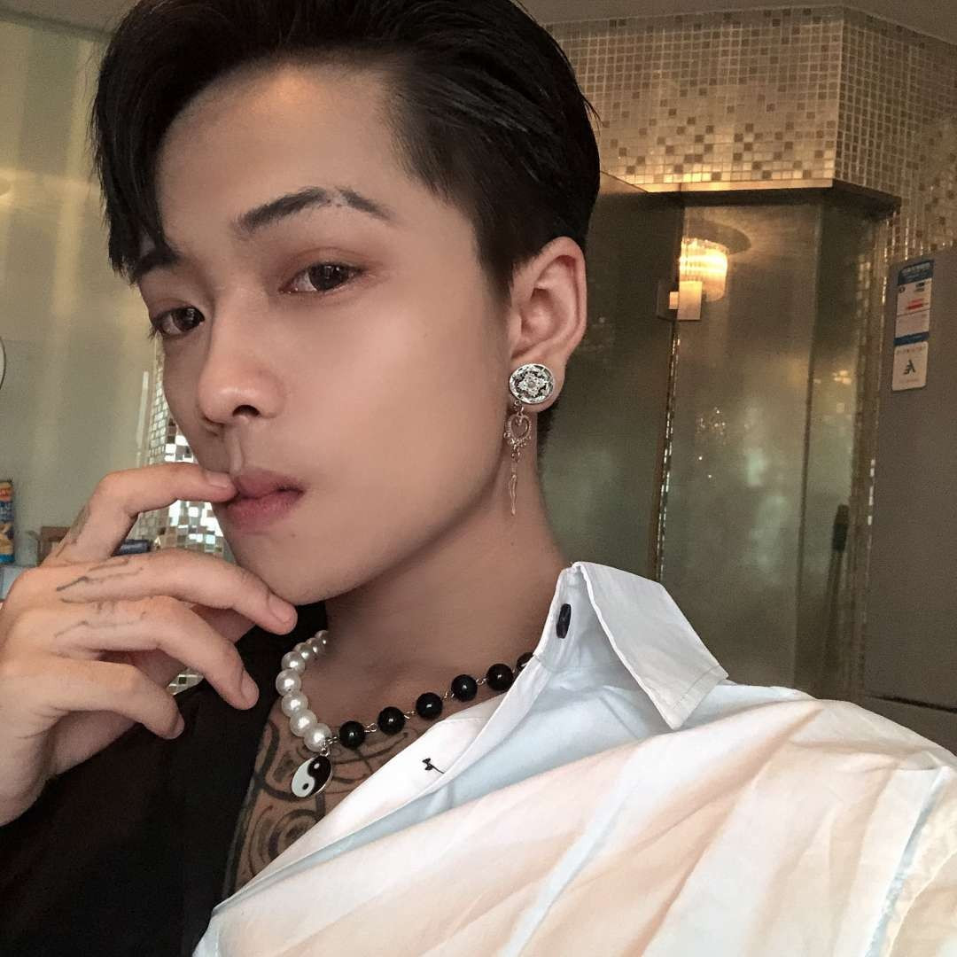 Yin Yang Taiji Pearl Hip Hop Necklace 2 b6cf038b e42f 44fe 8acd 787485931b08 Yin Yang Taiji Pearl Hip Hop Necklace