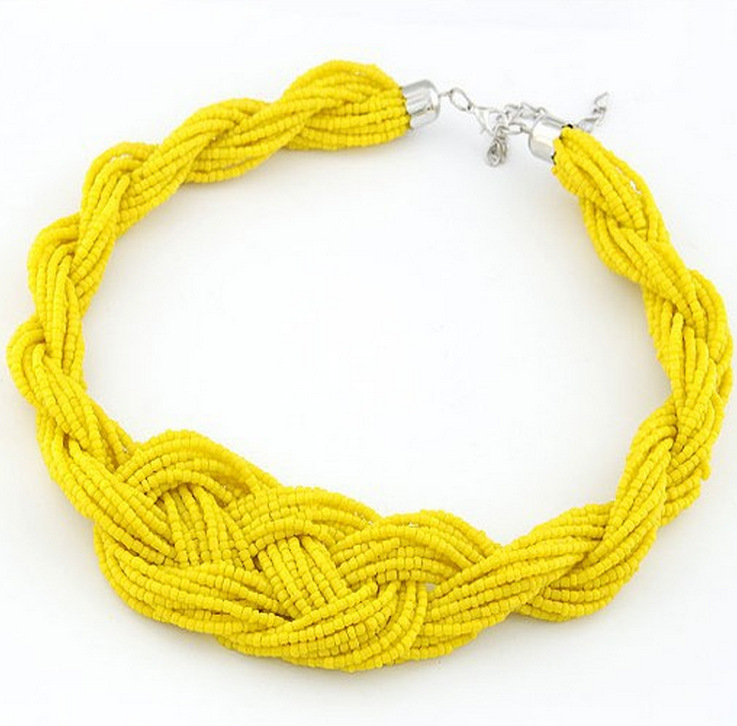 bbd5b753 b564 4c76 be3a bb1480bf3352 Concise Shaped Braided Rice Beads Temperament Clavicle Chain