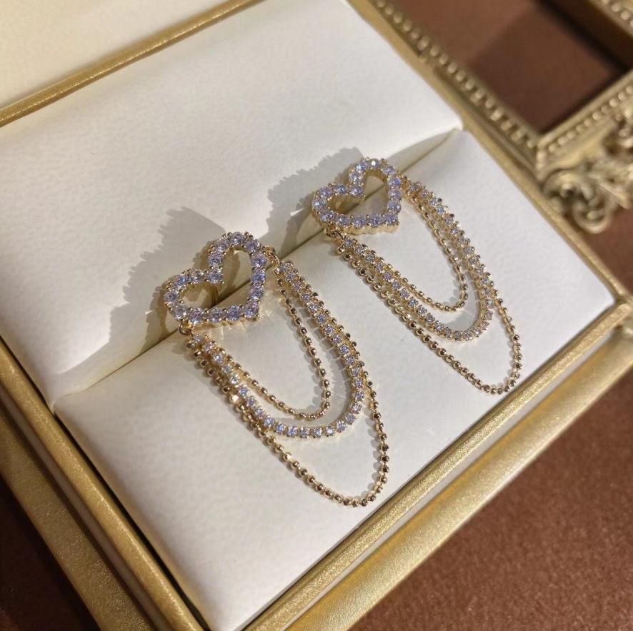 bd999db4 8f79 4a96 bc96 99a3d995170b Micro-inlaid Zircon Love Chain Multi-layer Smart Earrings