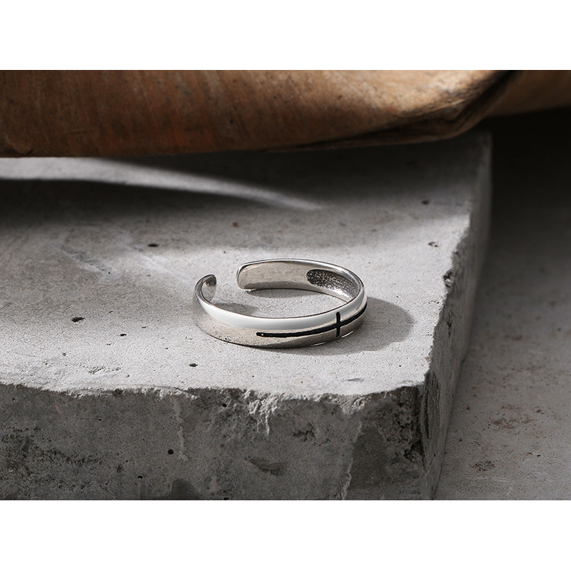 bef6d678 dd98 414d b76d 96cc11a990fd Sterling Silver Retro Ring Of Cross Nightclub