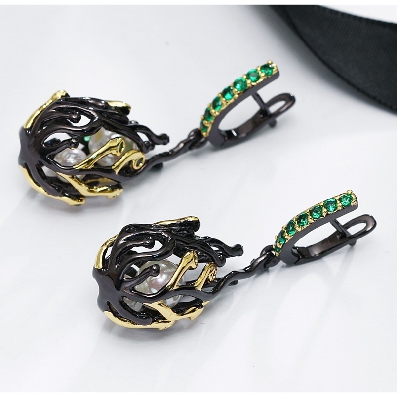 bf159646 9e0e 4ca8 a6da aa8ed3196967 Women's Personalized Black Gold-plated Party Earrings With Green Zircon