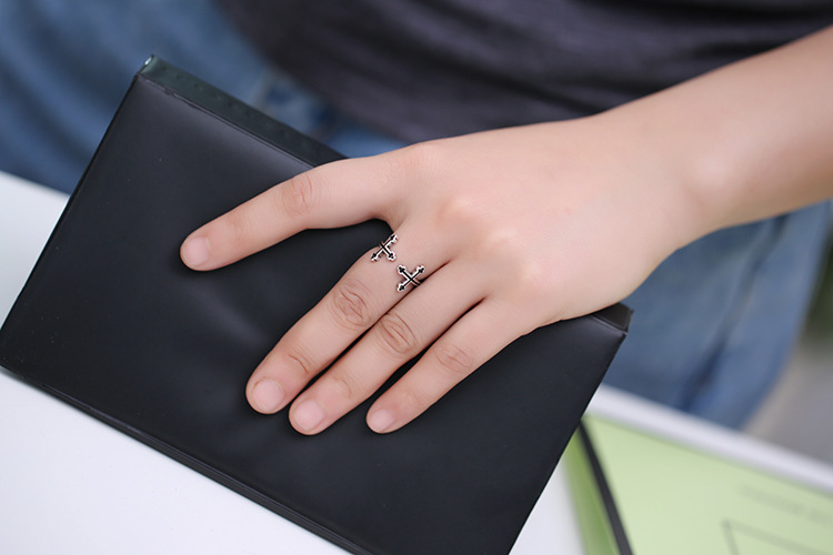 c56e47b0 181c 4460 8981 4649903ec6d8 Simple Student Jewelry Double Wavy Ring Gir