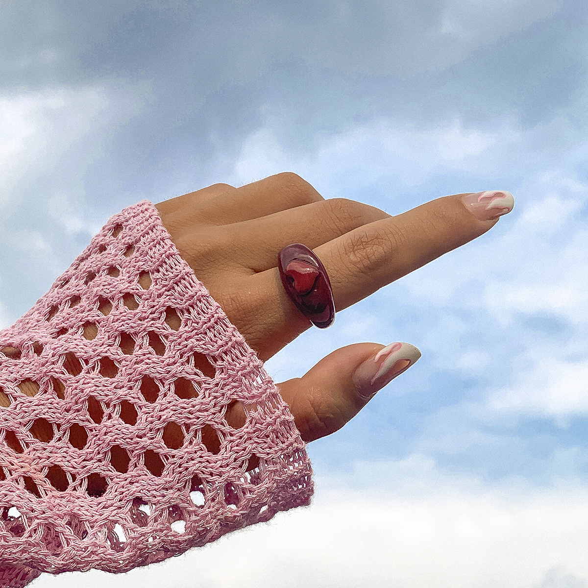 c5add546 6e02 4a12 a484 22501c3767fa Simple Candy Color Three-dimensional Love Acrylic Joint Ring