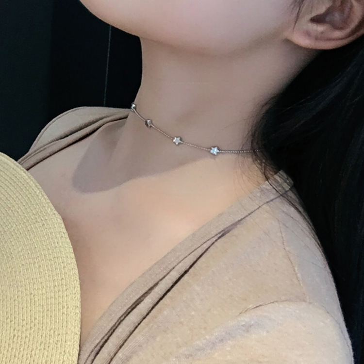 c84c41f5 034a 4593 9a56 020cb3d25e7b Star beads in series necklace