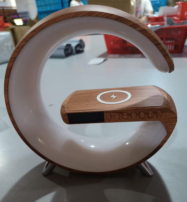 2023 New Intelligent G Shaped LED Lamp Bluetooth Speaker and Wireless  Charger