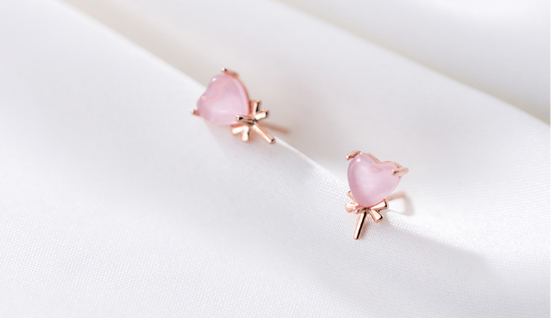 cd4eb178 f255 42e9 89c4 4f9c4c35c7c2 Silver forest series small pink crystal love candy earrings