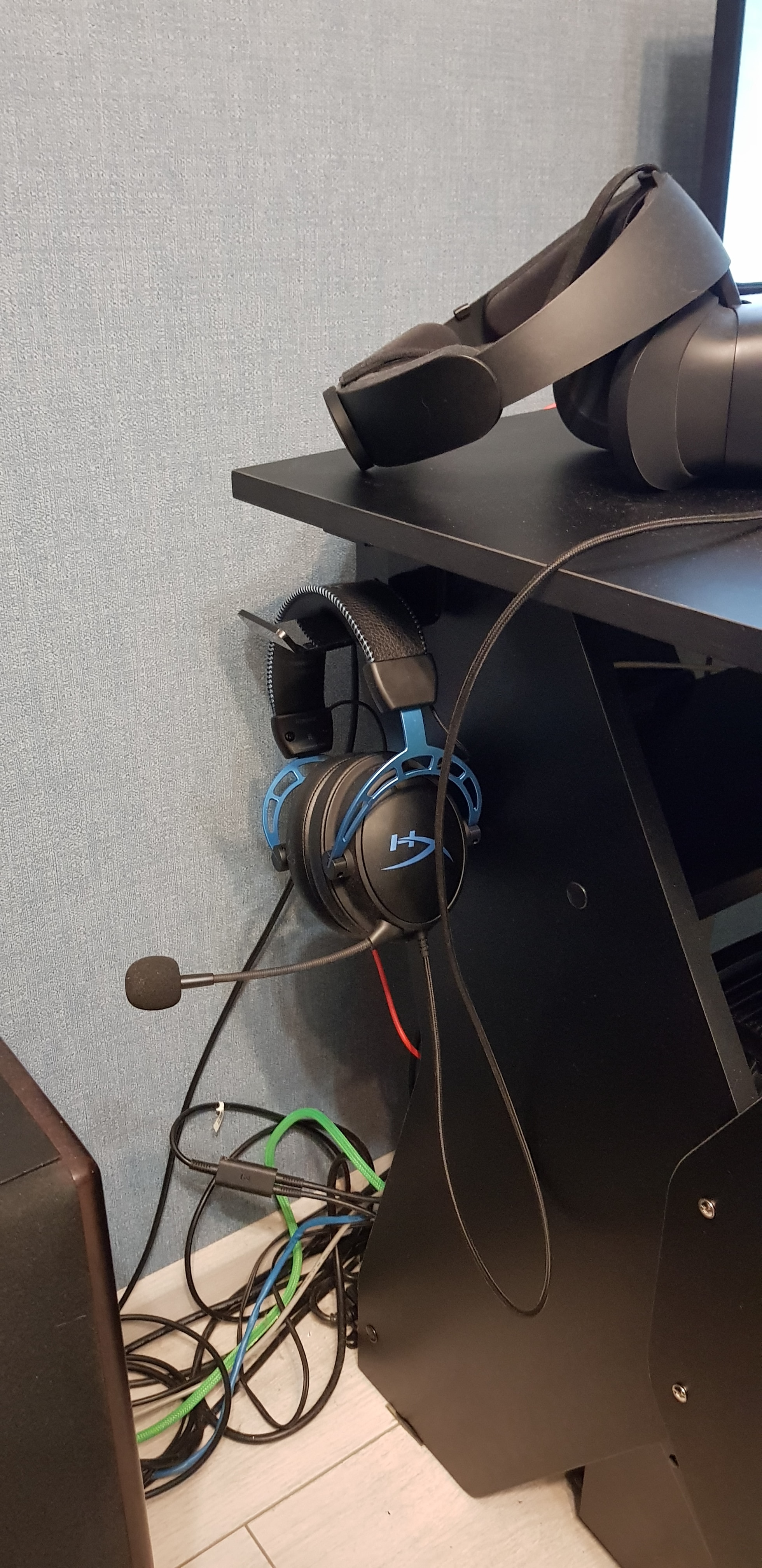 headphone headset hanger