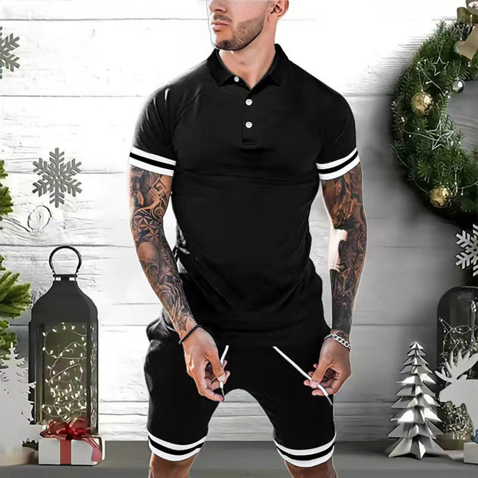 Men Striped Print Hem Polo Shirt & Side Pocket Drawstring Shorts Set