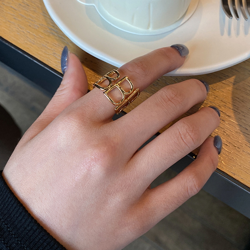 d0fee036 ef82 4734 9beb 9beb52b0c5f8 Simple Girls All-match Index Finger Ring