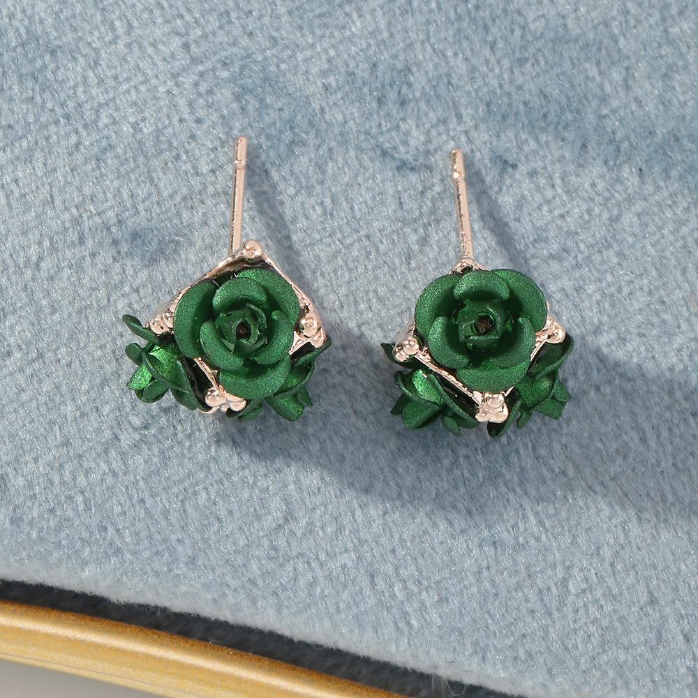 d190066a 4018 4ff3 b21c b2b6da3be17c Retro Temperament Stereo Rose Stud Earrings Cute Multicolor Flower Earrings