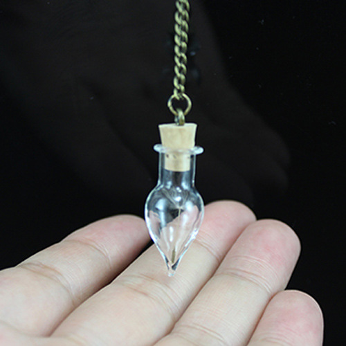 d32e05f7 8c67 46dc 9754 52cf494dfd2d Water Drop Glass Cover Long Dried Flower Hair Necklace