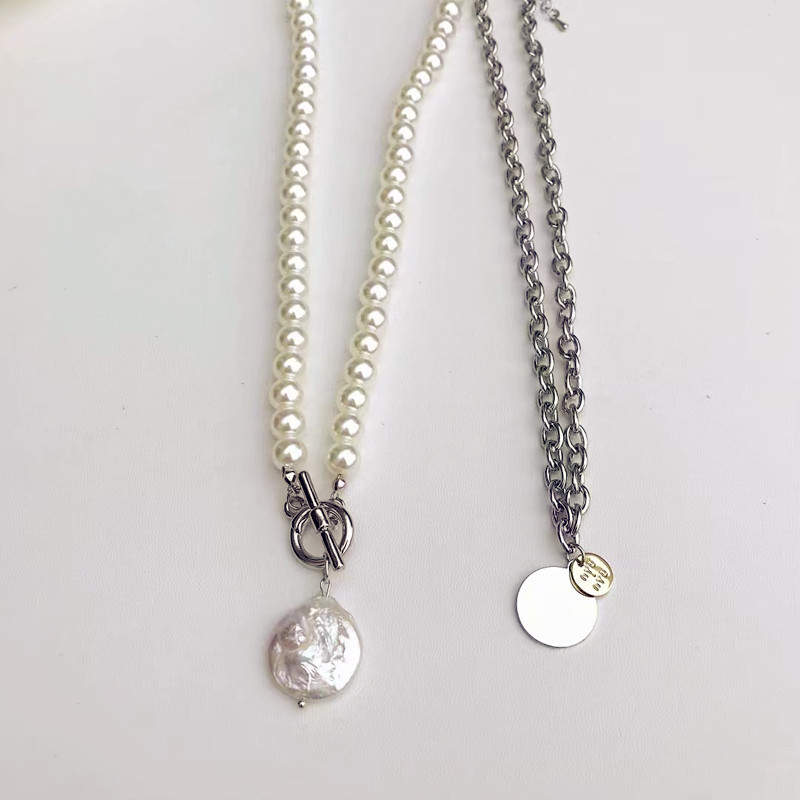 d44adb3f 440e 4520 8784 4b2712dbaf09 French Simple Style OT Buckle Neck Chain Clavicle