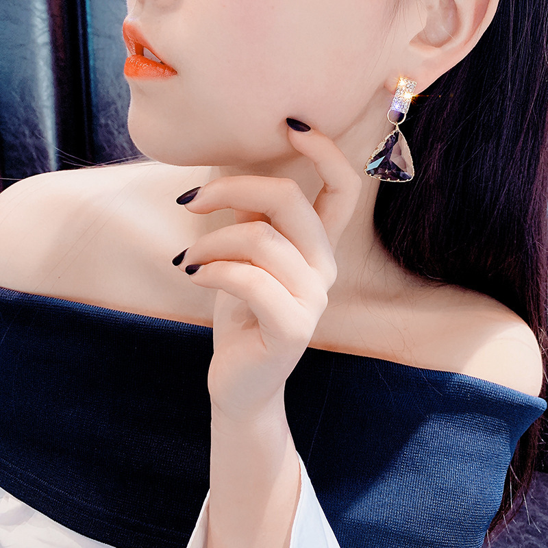 d5fc00b1 31ac 423f bf1c 17f89841b03f Transparent crystal party Earrings