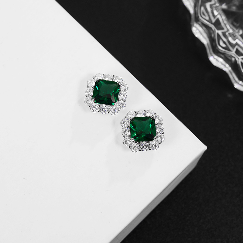 d6ae394c d479 4332 ae3f 69cc6b3a3f05 New Design High Quality Hao Stone Earrings