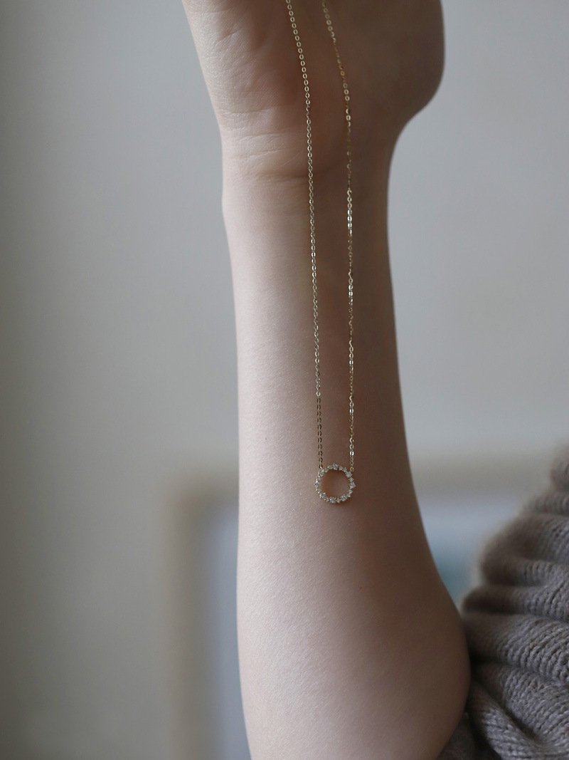 d71ab6a3 67ba 4e1c 8731 2430a08a8779 Full Diamond Circle Temperament Japanese And Korean K Gold Clavicle Chain