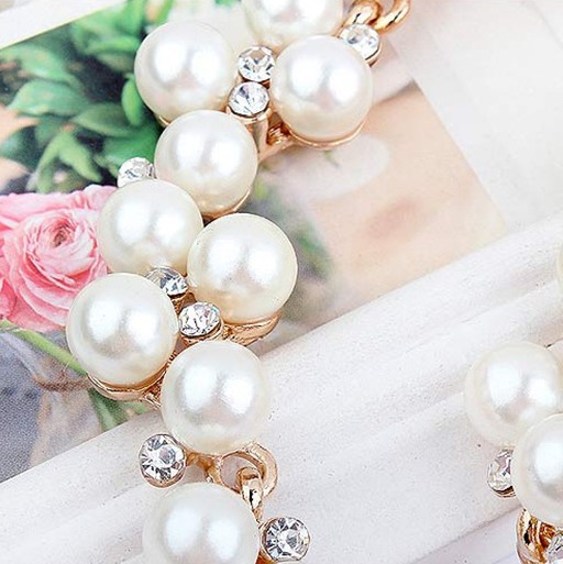 d7ff133d 11f7 4cb2 847f f6e3bab75077 Elegant And Luxurious Pearl Rhinestone Clavicle Chain