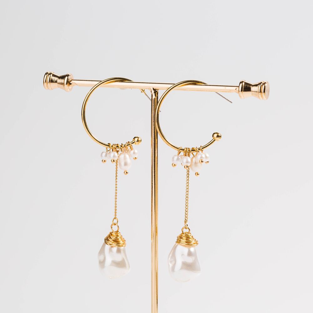 e6b76b27 24a2 4b88 9770 1f507d93ed5d Temperament Long Tassel Pearl Personality c-shaped Metal Natural Small Pearl earring girl