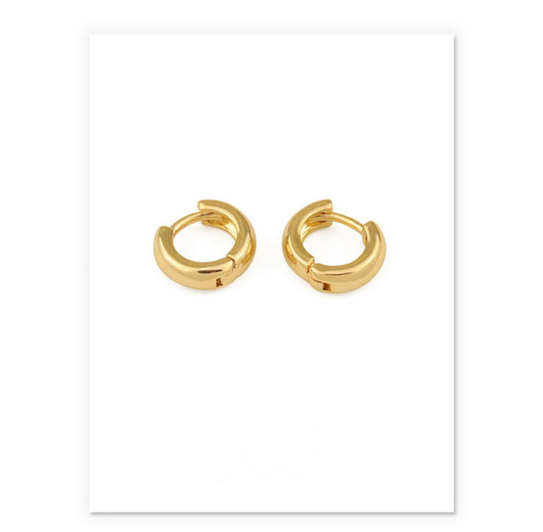 e7165963 451f 4ffe 9cdf a59dbfcc13f6 8K Gold Minimalist Earrings