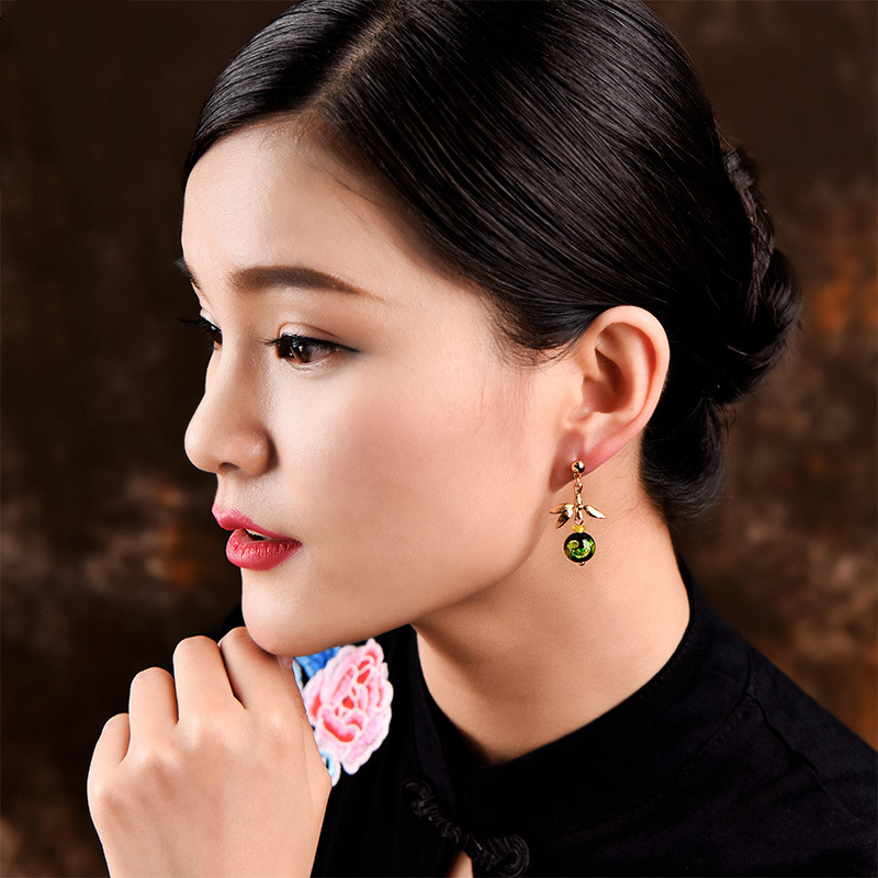 e8b5bdd5 52de 40f8 99fe 5e980de8f9f9 Chinese style retro personality earrings pendant