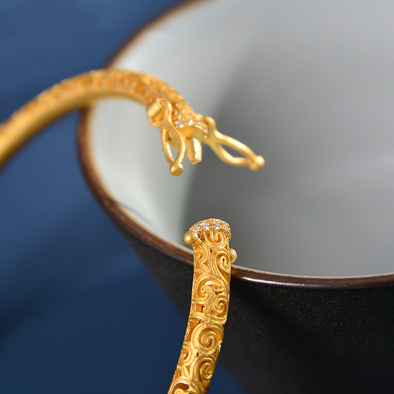 Women's Sterling Silver Vintage Style Antique Gold Plated Bracelet 3 ea07189f 468c 40db a848 c78ccf5c5996 Women's Sterling Silver Vintage Style Antique Gold Plated Bracelet