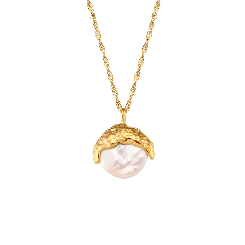 eb7d3681 3742 4c84 aa04 64d09350fe2e Stainless Steel 18K Gold Plating Concave-convex Metal Baroque Pearl Pendant Necklace