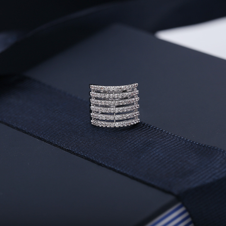 ebe0694f 4bc7 413e a62d b4eaac4ea009 Micro-inlaid Zircon Earrings Female Temperament Multi-layered Geometric Ear Bones