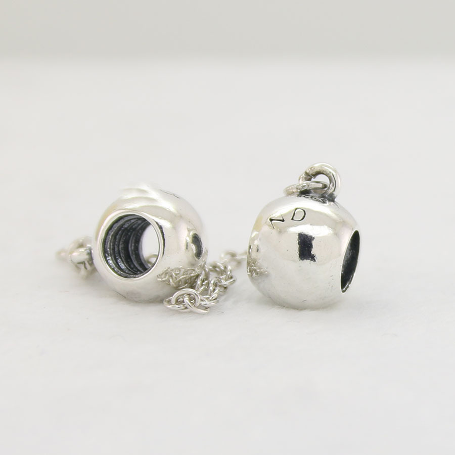 f1b1a033 7124 4f33 8fdd 0584d09f6cf4 S925 sterling silver safety chain