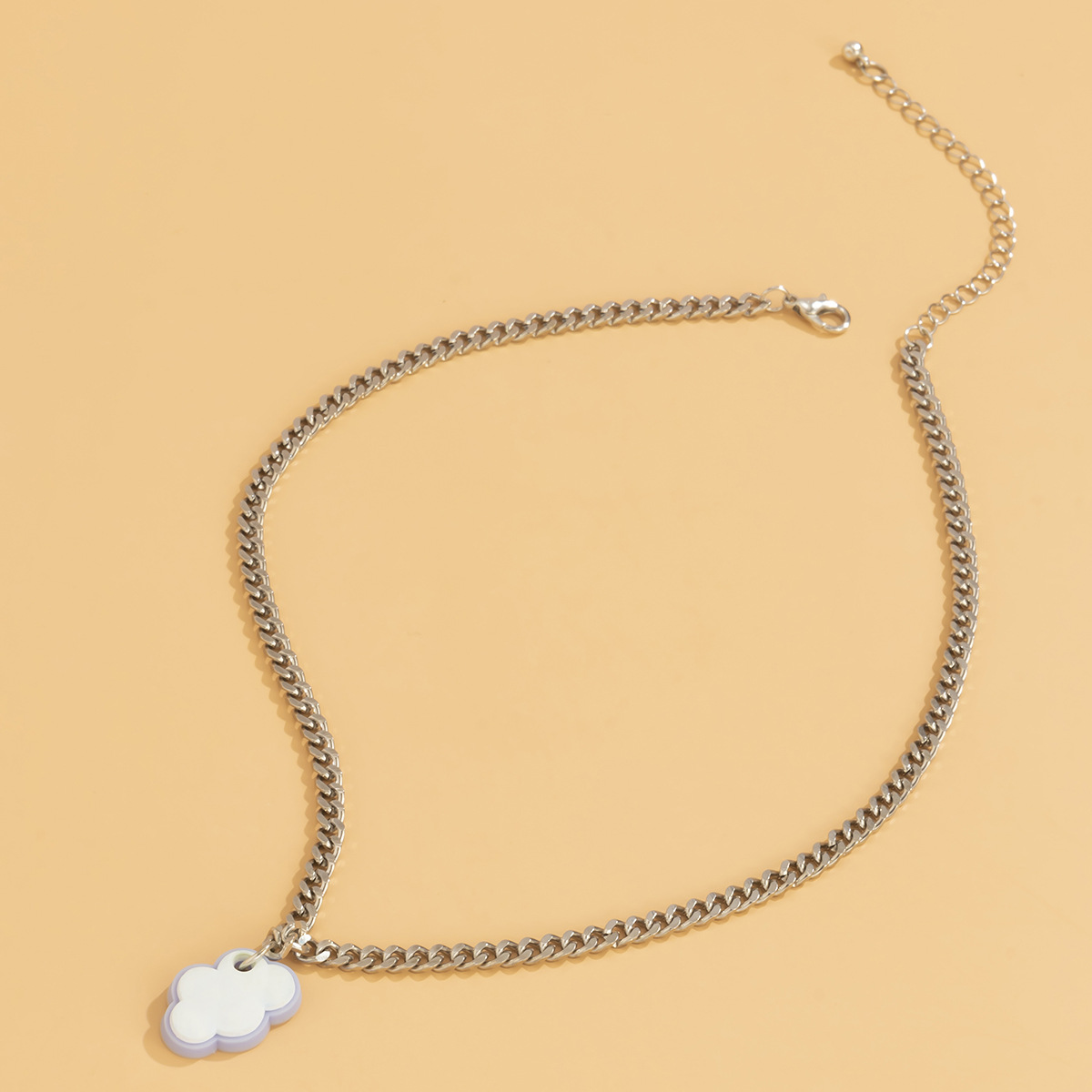 f5981738 c2fd 4bd0 87cc 65f9e33bd9cd Geometric Cloud Female Clavicle Chain
