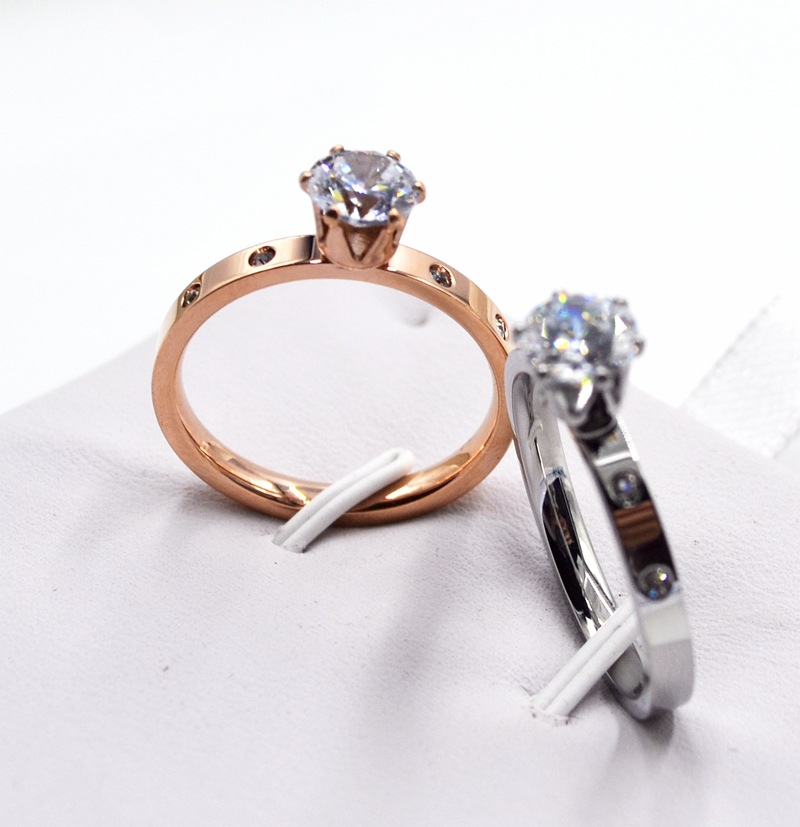 f5eec435 d79a 4d04 98a0 f4fed04462b1 4 Small Diamond Rose Gold Rings