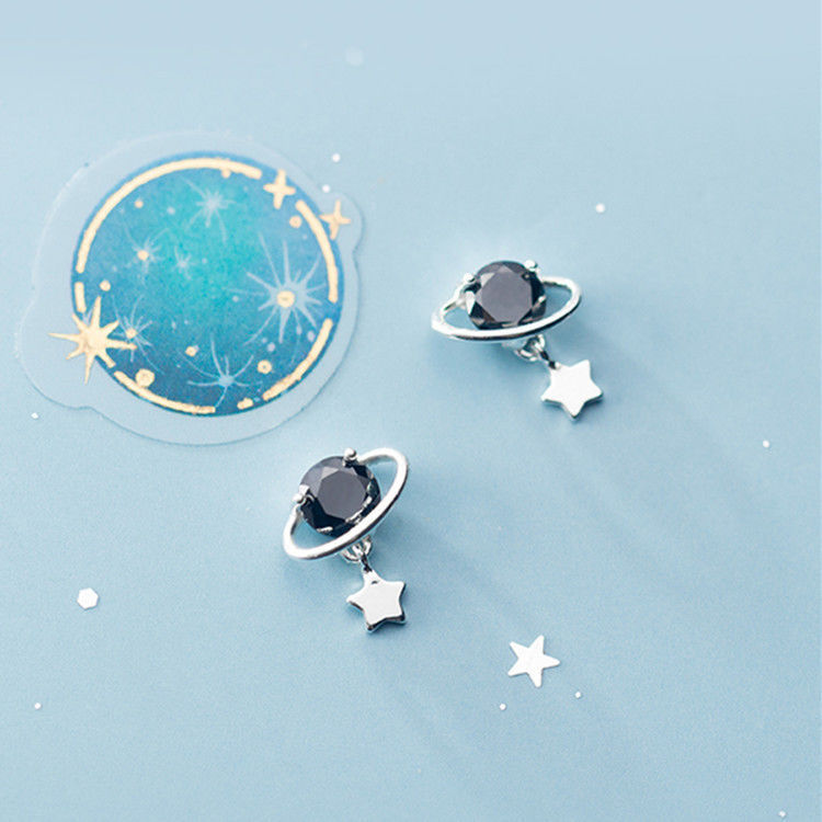 f789b90b 2b94 4be9 9e1e e48a8cfb48b4 Fashion Cute Black Diamond Small Planet Earrings