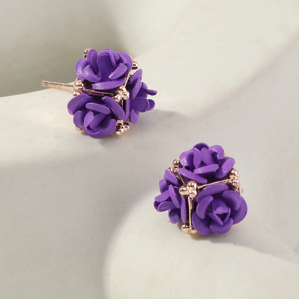 f8a4af1d 276c 4c4f 9e5a e7eada5a2b35 Retro Temperament Stereo Rose Stud Earrings Cute Multicolor Flower Earrings