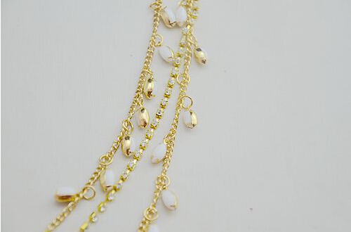 fec314b5 cdd5 4f92 83ec 6c59b2e9b75f Horse Eye White Diamond Chain Headdress Tassel Hair Accessories Hairpin