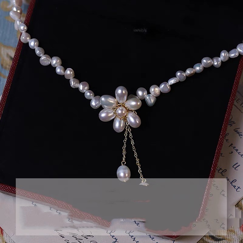 ff582b16 cd9e 45c4 b9ff d9f434ffac78 Natural Freshwater Pearl Copper Plated 14K Gold Necklace